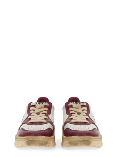Autry Medalist Low Super Vintage Sneakers