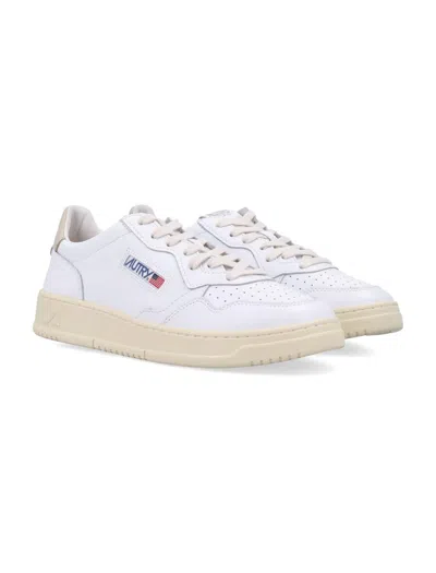 Autry Medalist Leather Low-top Sneakers