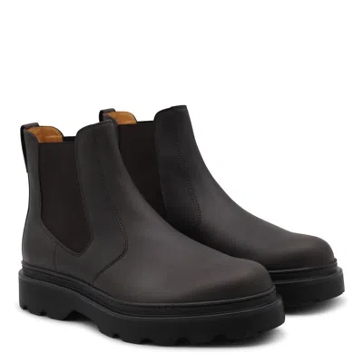 Tod's Chunky Sole Leather Ankle Boots With Elastic Panels