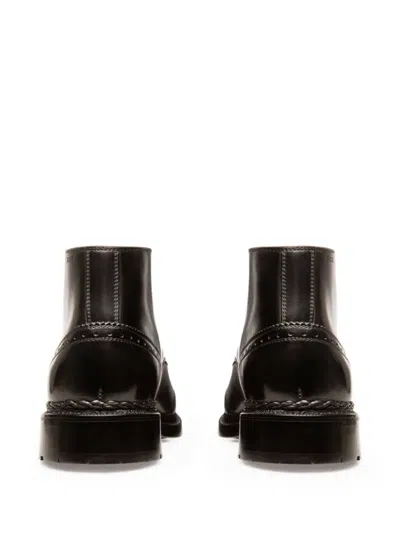 Bally Oktavio Leather Brogue Boots In Black