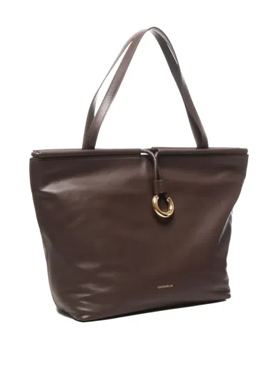 Coccinelle Ring-detail Leather Shoulder Bag