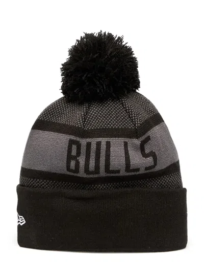 New Era Chicago Bulls Beanie In Black