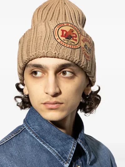 Dsquared2 Ribbed Logo-patch Beanie In Brown