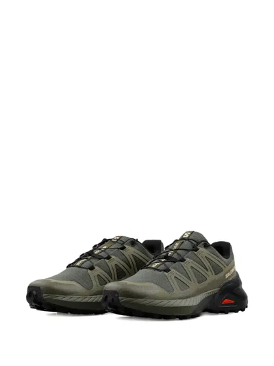 Salomon Peak Gore Tex Textured-panel Trail Sneakers In Green