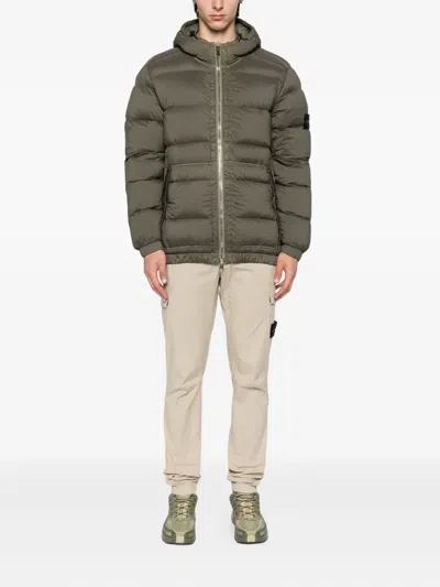 Stone Island Hooded Down Jacket With Seamless Feather Tunnels And Anti-drop