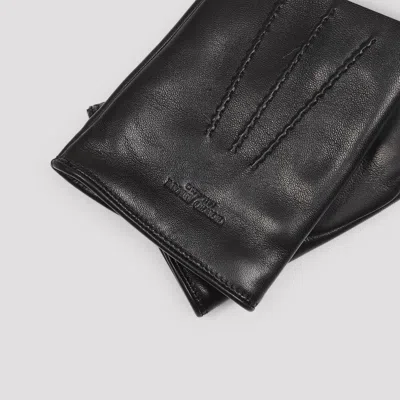 Giorgio Armani Logo Embossed Nappa Gloves In Black