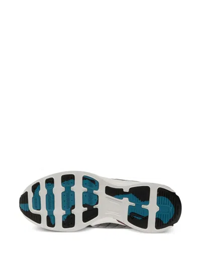 Nike Lunar Roam Mesh Sneakers