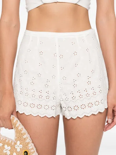 Doen Arbre Shorts In White