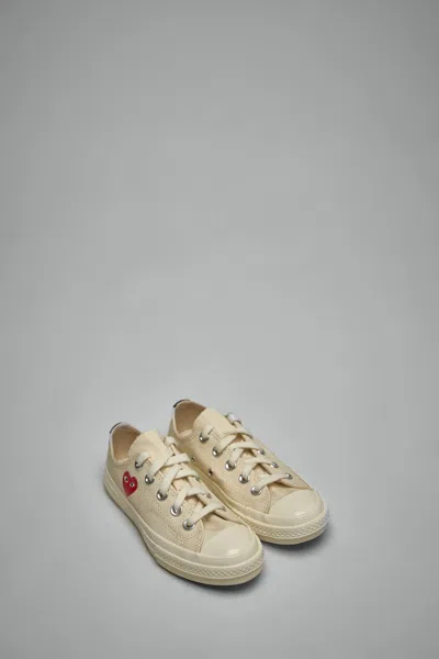 Comme Des Garçons Play Small Red Heart Low Top Kids In White