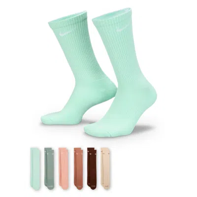Nike Men's Everyday Plus Cushioned Training Crew Socks (6 Pairs)