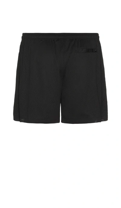 Market V12 Mesh Shorts In Black