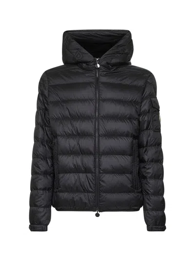 Moncler Hooded Down Jacket Featuring Elastic Cuffs In Black