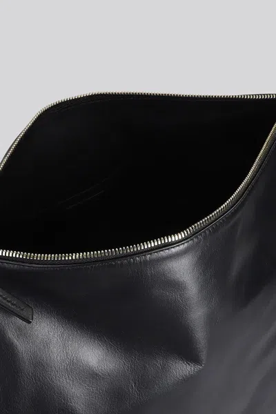 Apc A.p.c. Vera Maxi Shoulder Bag In Black