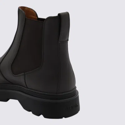 Tod's Chunky Sole Leather Ankle Boots With Elastic Panels