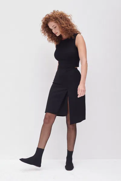 Leset Lauren Sleeveless Crewneck Top In Black