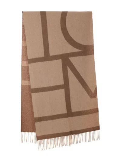 Totême Toteme Monogram Jacquard Scarf In Brown
