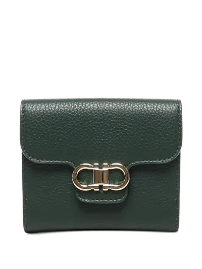 Ferragamo Gancini-plaque Calfskin Wallet In Green
