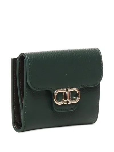 Ferragamo Gancini-plaque Calfskin Wallet In Green