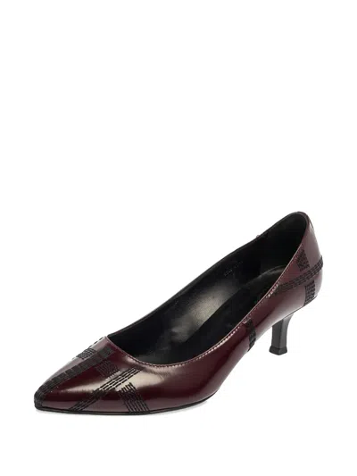 Pre-owned Tod's Vintage 2024  Pointed-toe Embroidered Leather Pumps