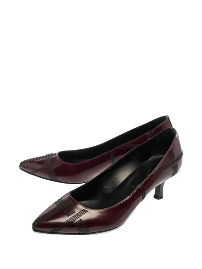 Pre-owned Tod's Vintage 2024  Pointed-toe Embroidered Leather Pumps