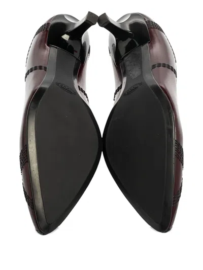 Pre-owned Tod's Vintage 2024  Pointed-toe Embroidered Leather Pumps
