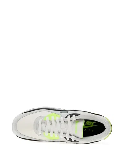 Nike Air Max 90 Gore-tex Sneakers