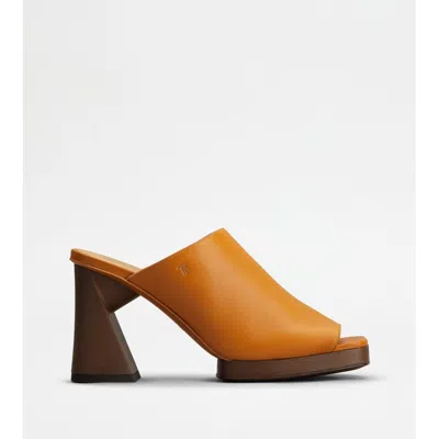 Tod's Platform Mules In Leather With Heel