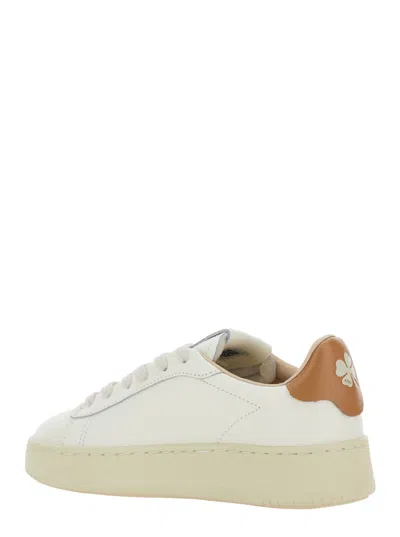 Autry Dallas Water Resistant Sneaker In White