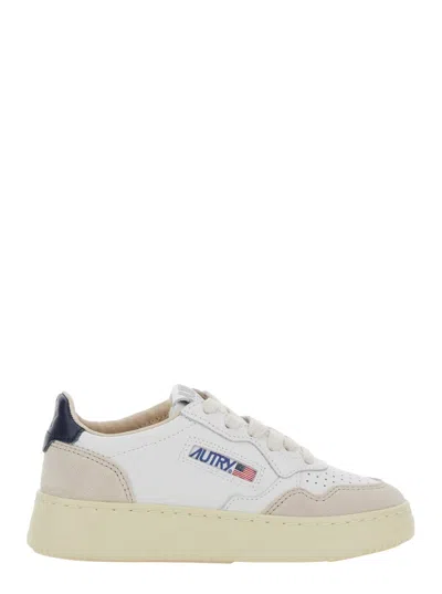 Autry Medalist Low Sneakers In White