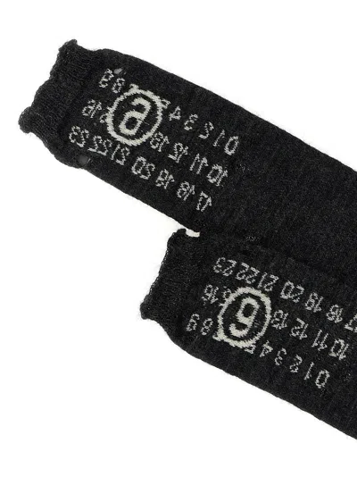 Mm6 Maison Margiela Dark Grey Numeric Signature Mm6 Gloves In Black