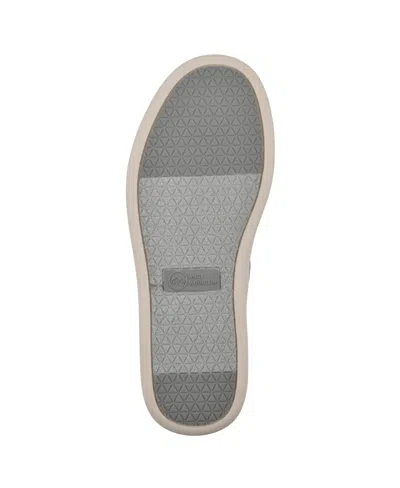 White Mountain Women's Doubles Round Toe Sneakers