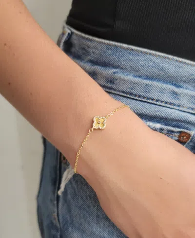 Adornia Gold Cubic Zirconia Button Clover Halo Bracelet In Gold