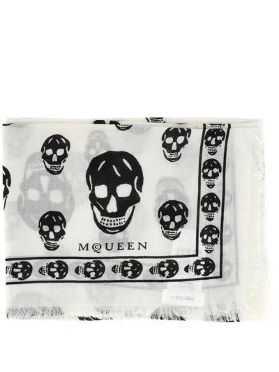Alexander Mcqueen Classic Skull Silk Scarf In White