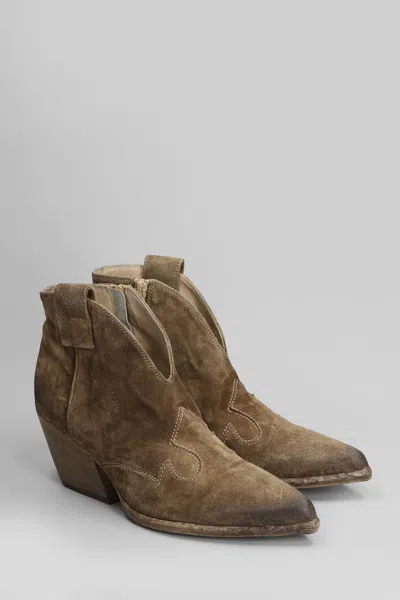 Elena Iachi Texan Ankle Boots