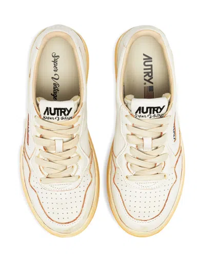 Autry Super Vintage Sneakers Distressed Finish