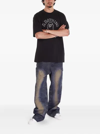 A Bathing Ape Studd-embellish T-shirt In Black