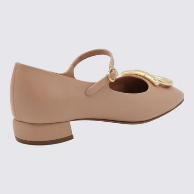 Ferragamo Marry Maxi Gancini Ballet Flats In Neutral