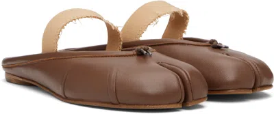 Maison Margiela Tabi Frayed Split-toe Leather Ballet Flats In Brown