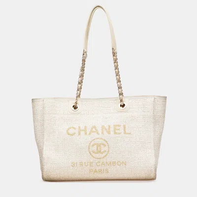 Pre-owned Chanel Cream Small Lurex Boucle Deauville Tote In White