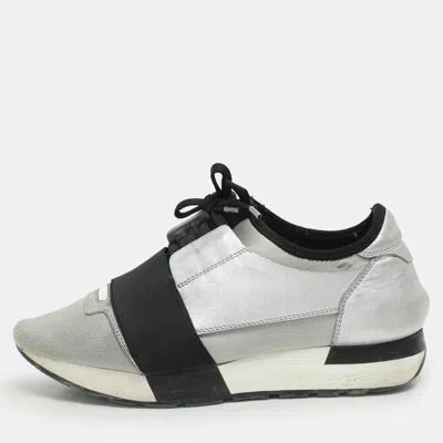 Pre-owned Balenciaga Grey/silver Knit Fabric And Leather Race Runner Low Top Sneakers Size 37