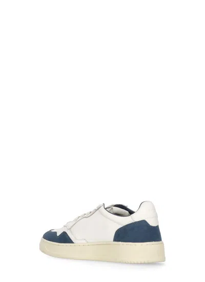 Autry Medalist Low Sneakers In Leather And Suede In White