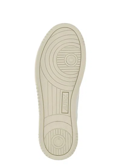 Autry 'medalist Low' White Low Top Sneakers With Side Logo Detail In Leather And Suede Man In White