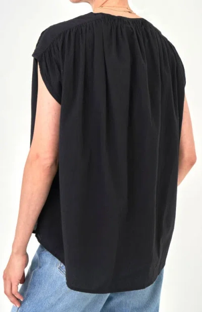 Ocean + Main Ocean+main Sleeveless Rouched Top In Black