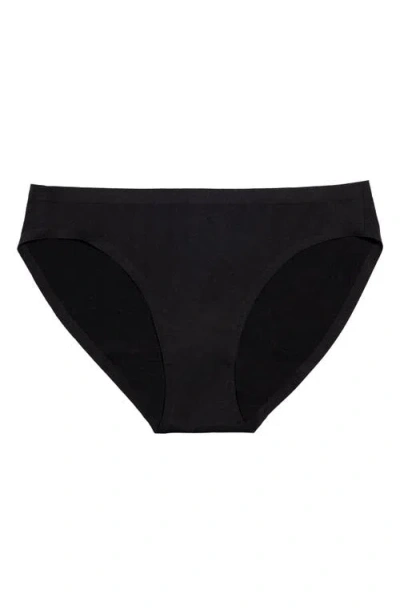 Saalt Seamless Bikini In Black