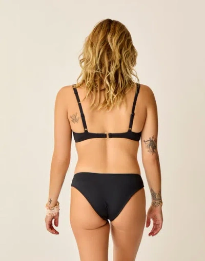 Carve Designs Sanitas Reversible Bottom