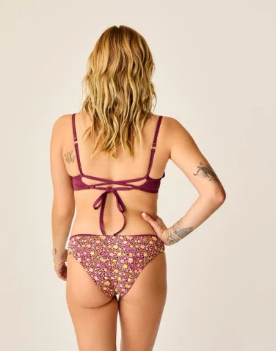 Carve Designs Sanitas Reversible Bottom