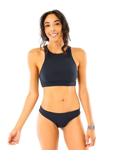 Carve Designs Sanitas Reversible Bottom