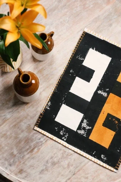 Cqc La Midnight Moon Placemat Set In Black