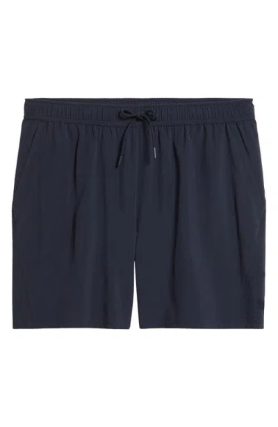 Zella Zelstretch 7-inch Perforated Shorts In Blue