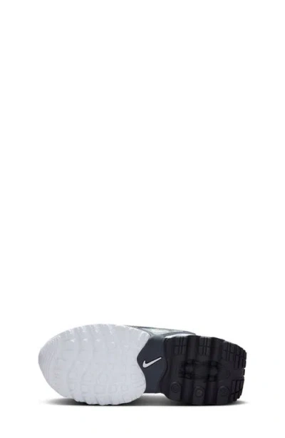 Nike Kids' Air Max Dn Sneaker